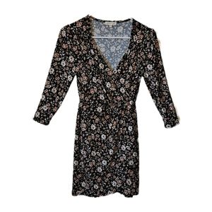 Ultra Flirt V-Neck Dress Black Peach Floral Print Knee Length 0 XS X-Small